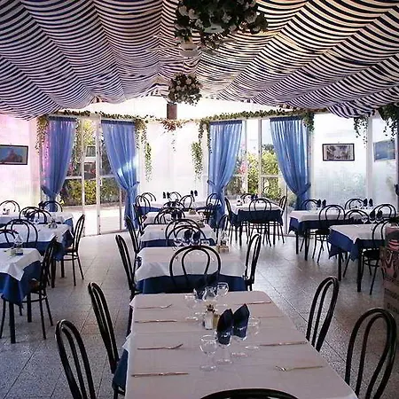Hotel Capri 3*